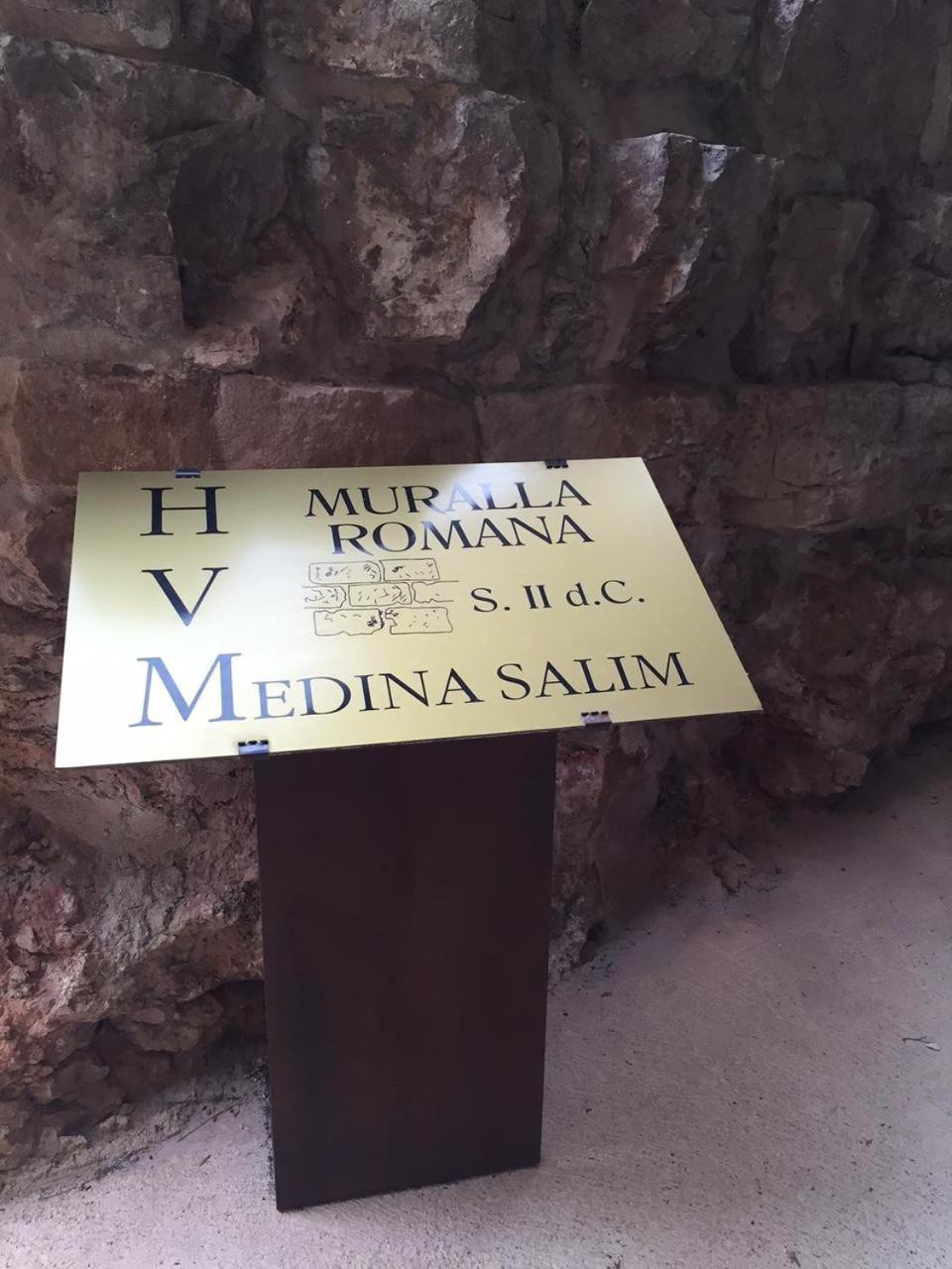 Hotel Medinasalim Мединасели Екстериор снимка